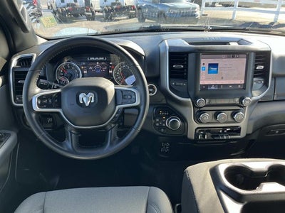 2022 RAM 1500 Big Horn Crew Cab 4x4 5'7' Box