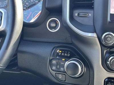 2022 RAM 1500 Big Horn Crew Cab 4x4 5'7' Box
