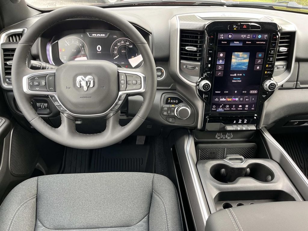 2026 RAM 1500 RAM 1500 BIG HORN CREW CAB 4X4 5'7' BOX