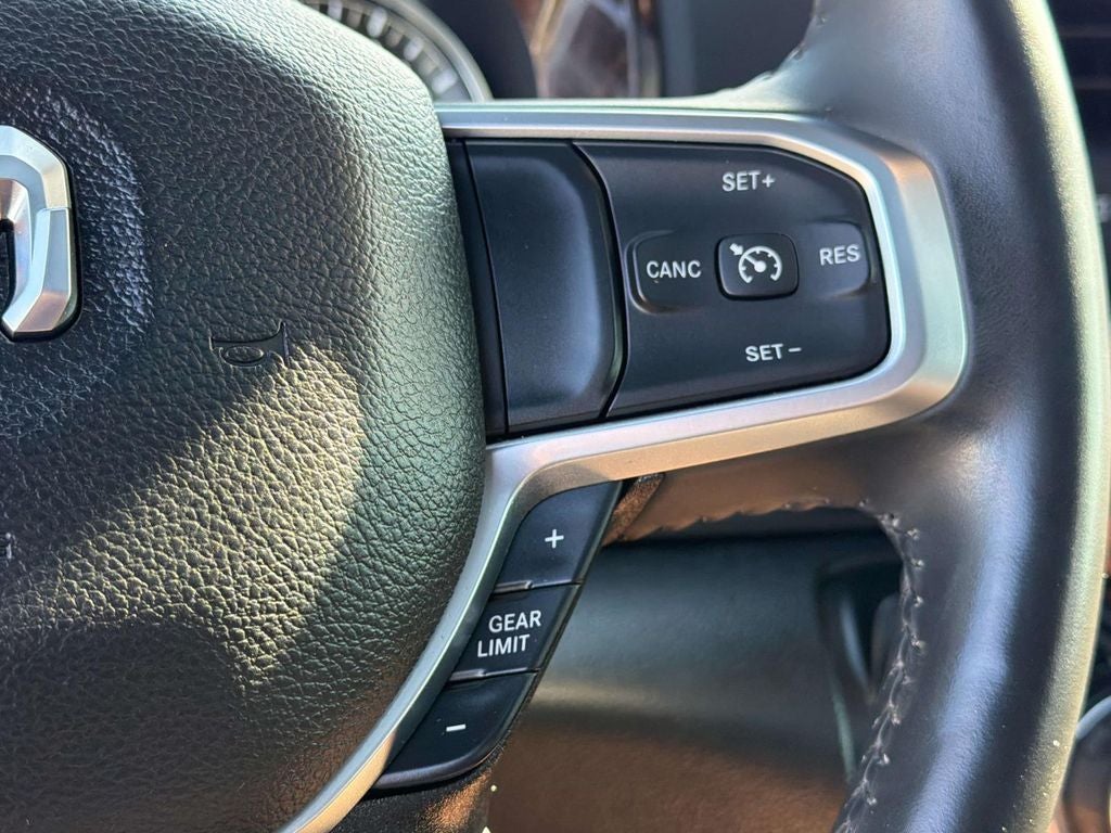 2024 RAM 1500 Big Horn Crew Cab 4x4 5'7' Box