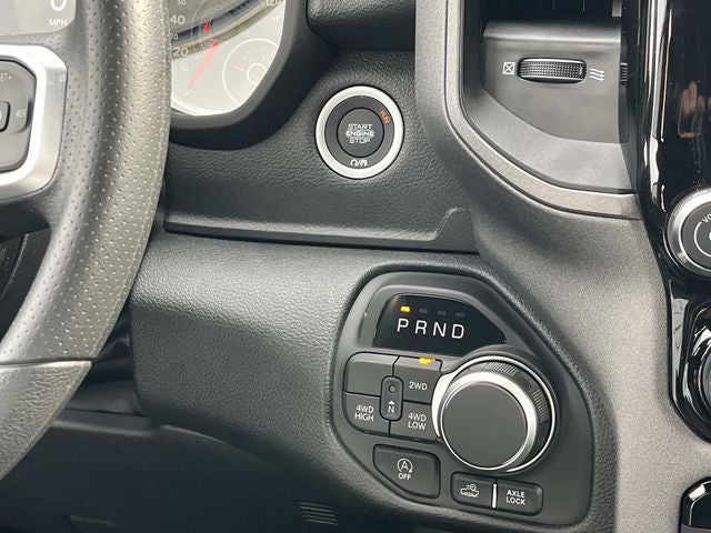 2026 RAM 1500 RAM 1500 WARLOCK CREW CAB 4X4 5'7' BOX