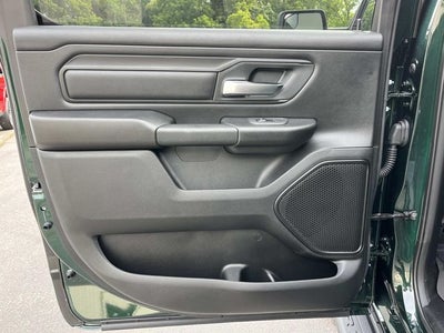 2026 RAM 1500 RAM 1500 WARLOCK CREW CAB 4X4 5'7' BOX