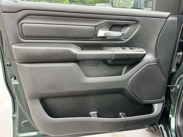 2026 RAM 1500 RAM 1500 WARLOCK CREW CAB 4X4 5'7' BOX