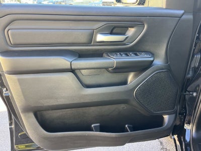 2026 RAM 1500 Tradesman Crew Cab 4x4 5'7' Box