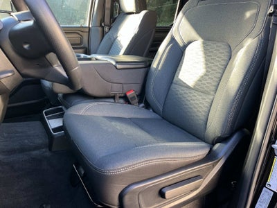 2026 RAM 1500 Tradesman Crew Cab 4x4 5'7' Box