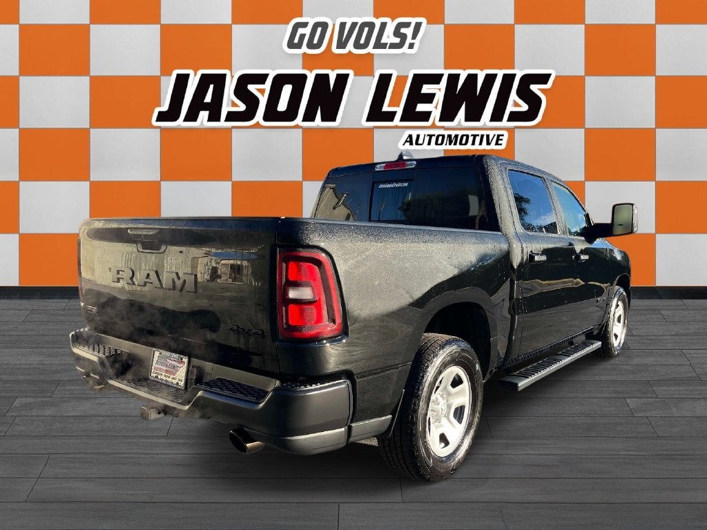 2026 RAM 1500 Tradesman Crew Cab 4x4 5'7' Box