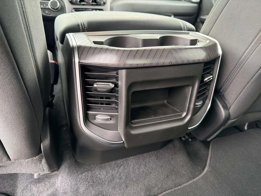 2026 RAM 1500 RAM 1500 EXPRESS CREW CAB 4X4 5'7' BOX