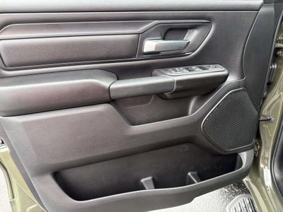 2026 RAM 1500 RAM 1500 EXPRESS CREW CAB 4X4 5'7' BOX