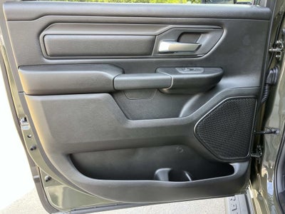 2026 RAM 1500 RAM 1500 WARLOCK CREW CAB 4X4 5'7' BOX