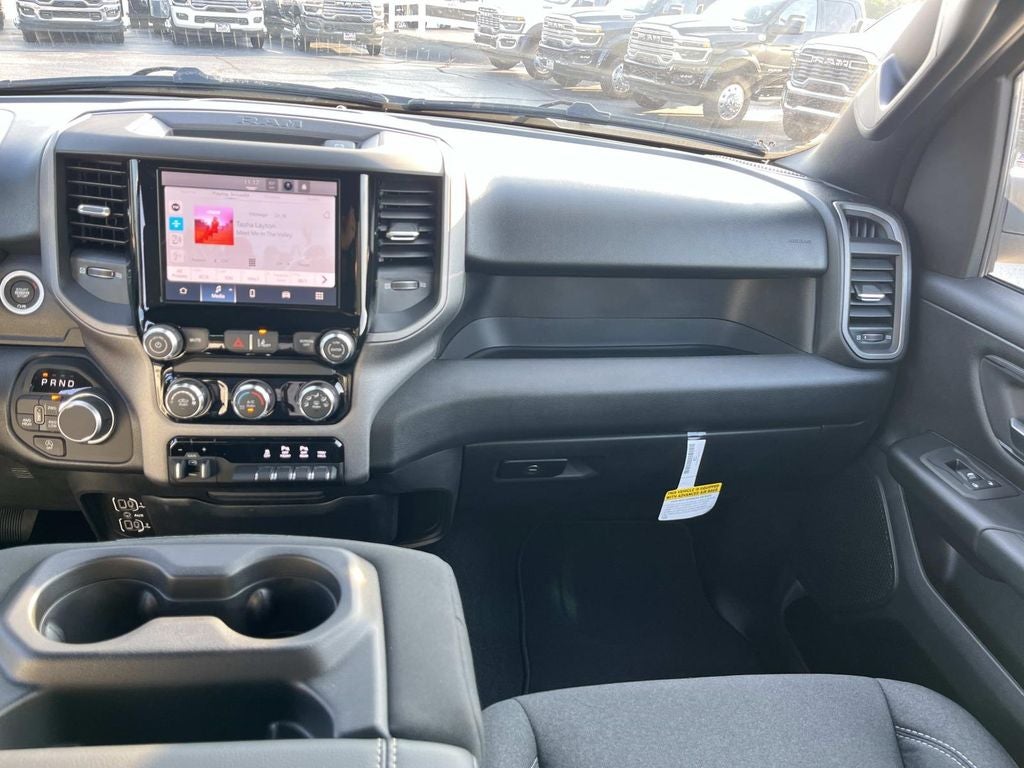 2026 RAM 1500 RAM 1500 EXPRESS CREW CAB 4X4 5'7' BOX