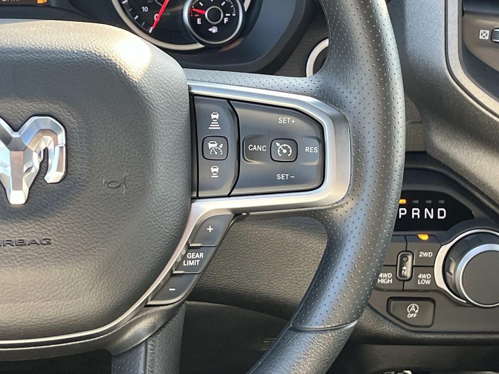 2026 RAM 1500 RAM 1500 EXPRESS CREW CAB 4X4 5'7' BOX