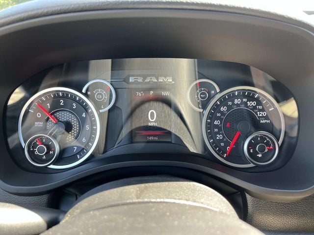 2026 RAM 1500 RAM 1500 EXPRESS CREW CAB 4X4 5'7' BOX