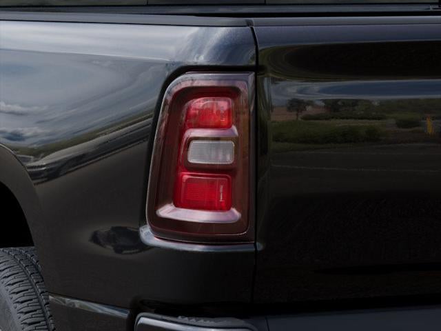 2026 RAM 1500 RAM 1500 EXPRESS CREW CAB 4X4 5'7' BOX