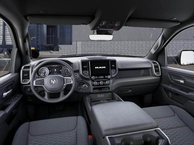 2026 RAM 1500 RAM 1500 EXPRESS CREW CAB 4X4 5'7' BOX