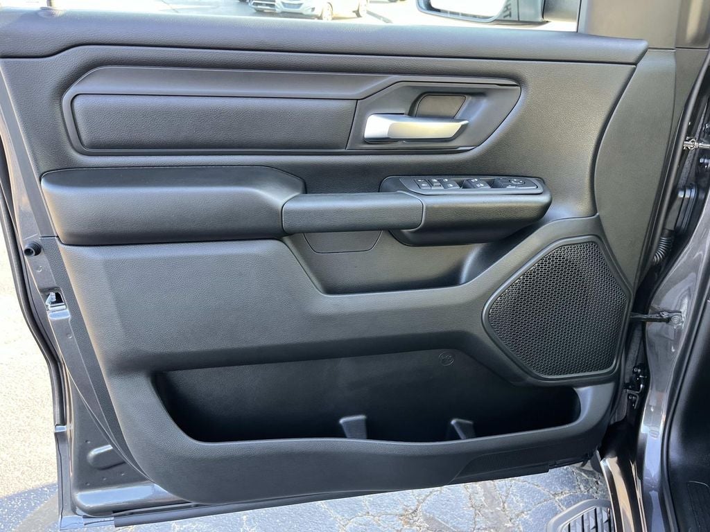 2027 RAM 1500 Express