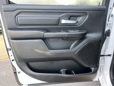 2027 RAM 1500 RAM 1500 EXPRESS CREW CAB 4X4 5'7' BOX