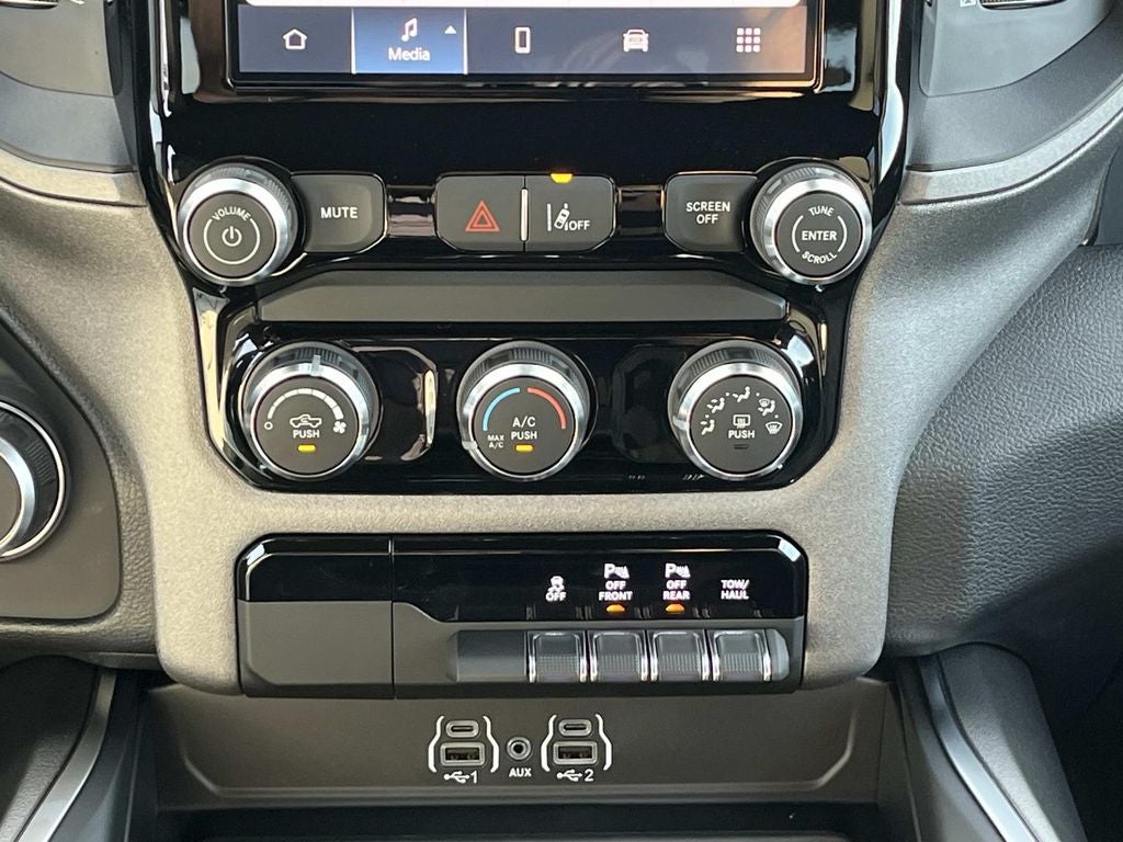 2027 RAM 1500 Express