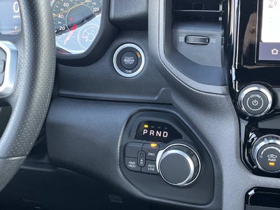 2027 RAM 1500 RAM 1500 EXPRESS CREW CAB 4X4 5'7' BOX