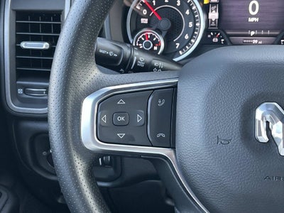 2027 RAM 1500 RAM 1500 EXPRESS CREW CAB 4X4 5'7' BOX