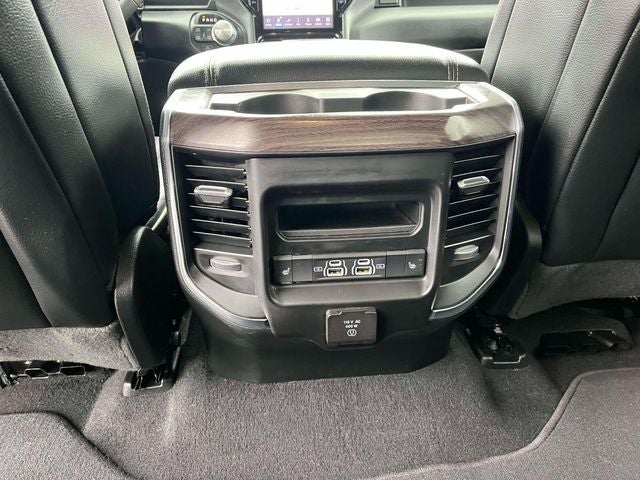 2025 RAM 1500 Laramie Crew Cab 4x4 5'7' Box