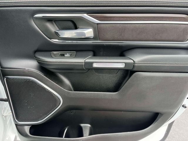 2025 RAM 1500 Laramie Crew Cab 4x4 5'7' Box