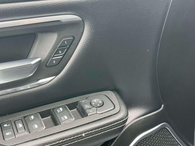2025 RAM 1500 Laramie Crew Cab 4x4 5'7' Box