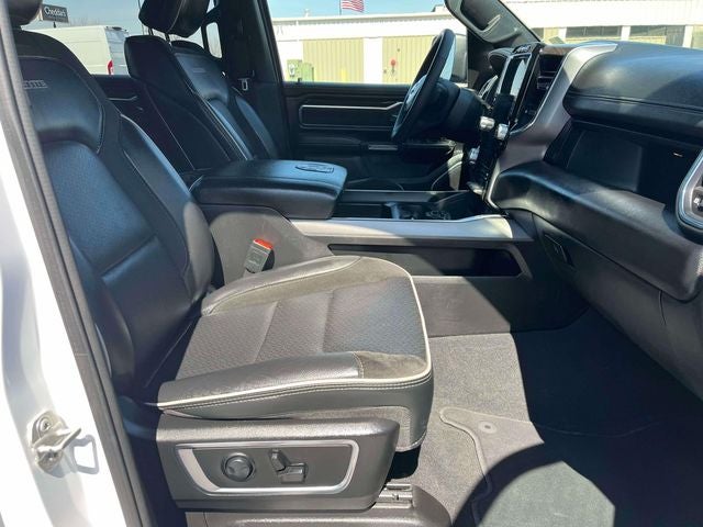 2025 RAM 1500 Laramie Crew Cab 4x4 5'7' Box