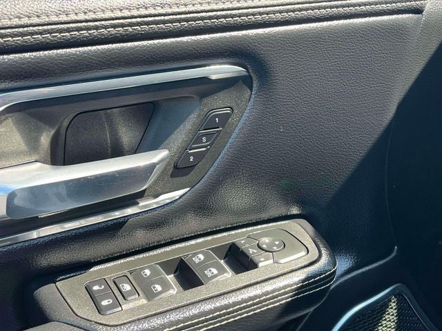 2025 RAM 1500 Laramie Crew Cab 4x4 5'7' Box