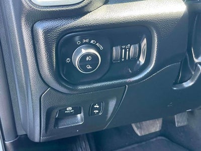 2025 RAM 1500 Laramie Crew Cab 4x4 5'7' Box