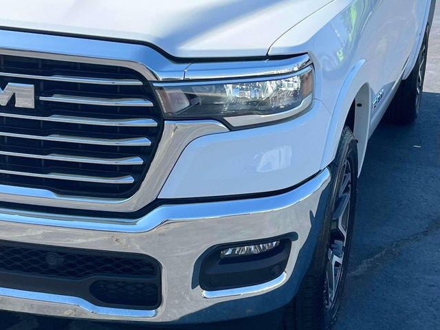 2025 RAM 1500 Laramie Crew Cab 4x4 5'7' Box
