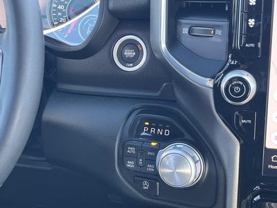 2025 RAM 1500 Laramie Crew Cab 4x4 5'7' Box
