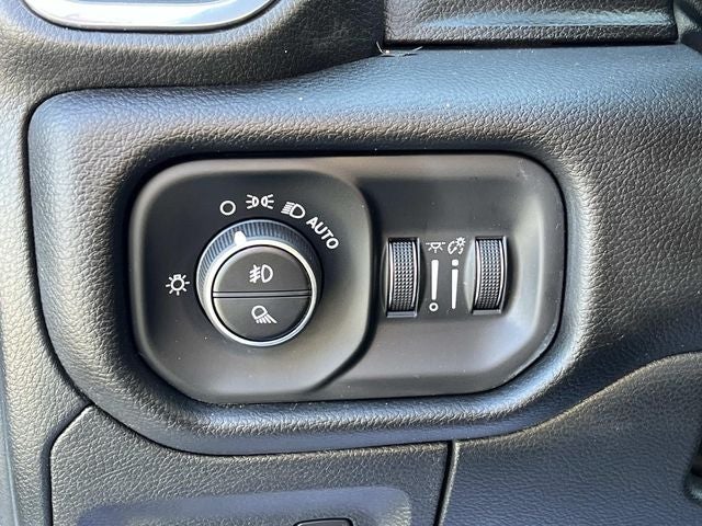 2025 RAM 1500 Laramie Crew Cab 4x4 5'7' Box