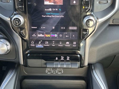 2026 RAM 1500 Laramie Crew Cab 4x4 5'7' Box