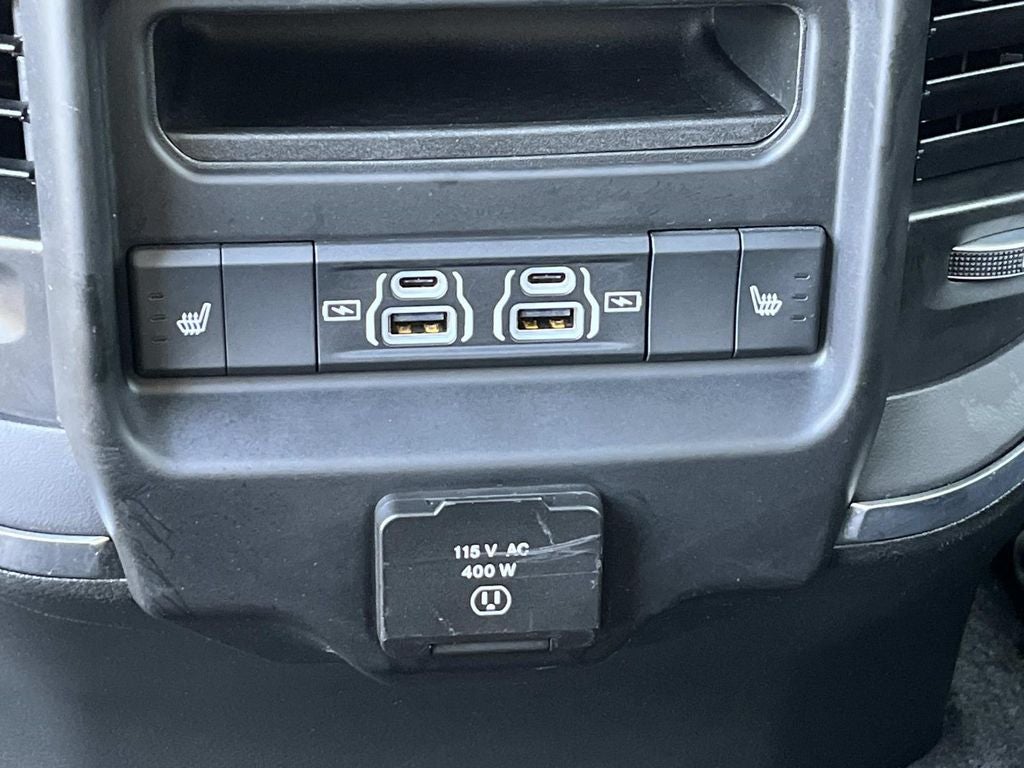 2026 RAM 1500 Laramie Crew Cab 4x4 5'7' Box