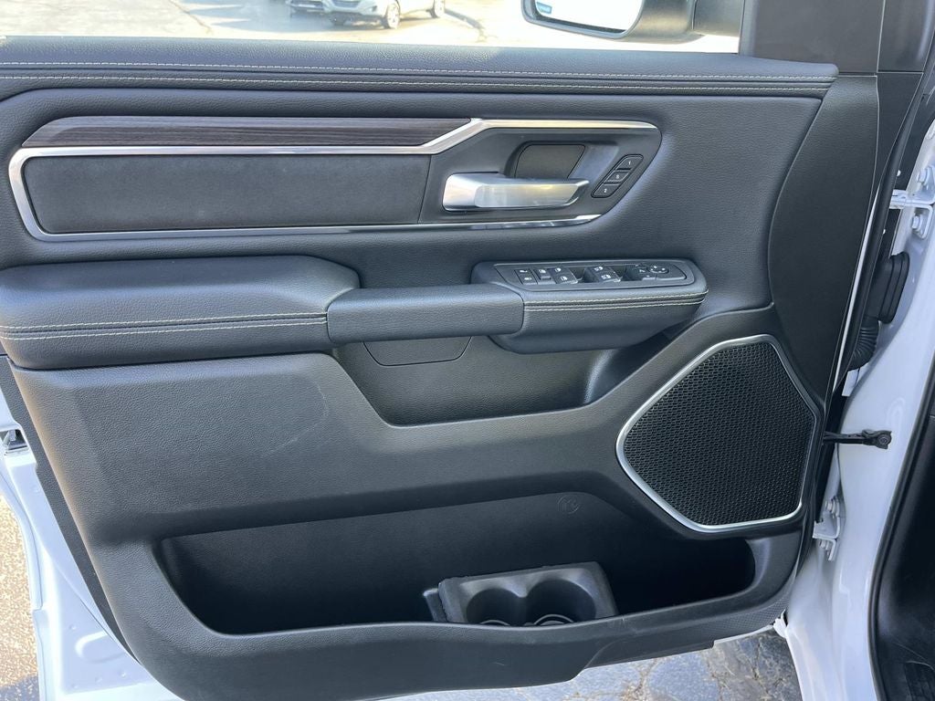 2026 RAM 1500 Laramie Crew Cab 4x4 5'7' Box