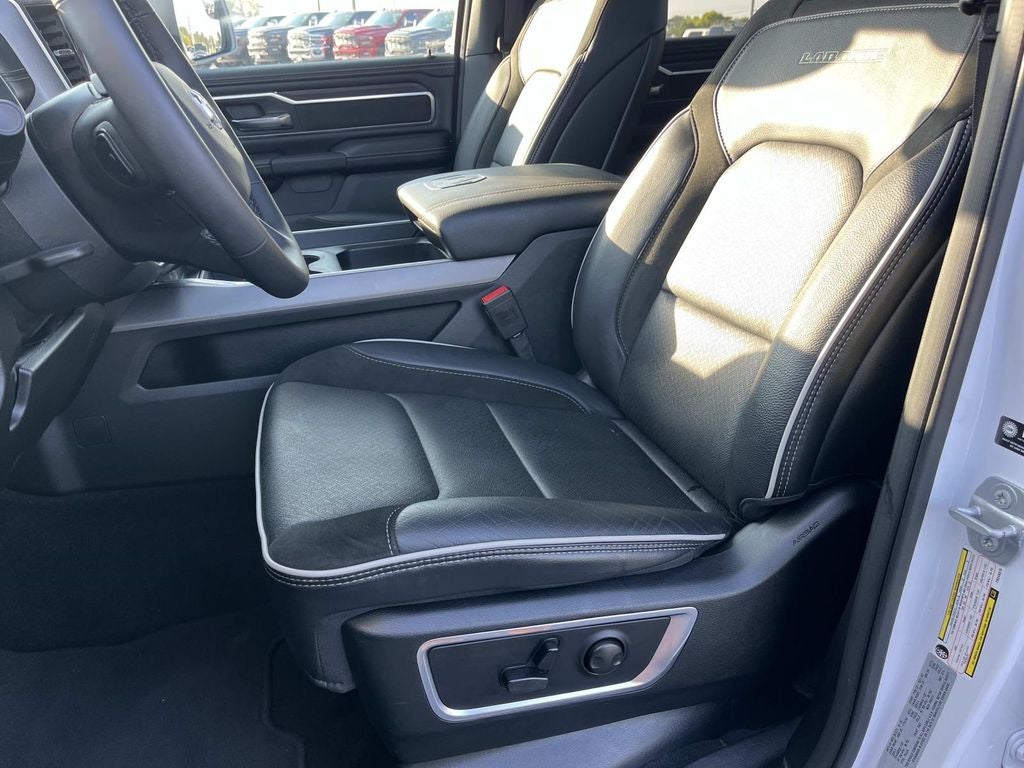 2026 RAM 1500 Laramie Crew Cab 4x4 5'7' Box