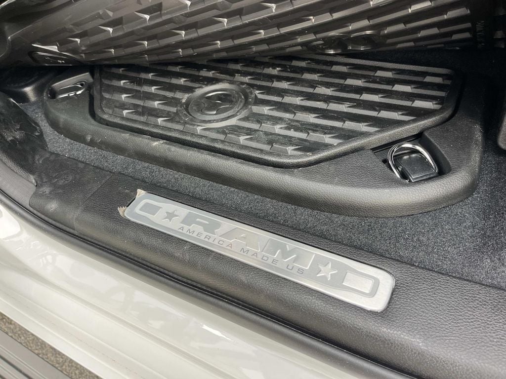 2026 RAM 1500 RAM 1500 LARAMIE CREW CAB 4X4 5'7' BOX