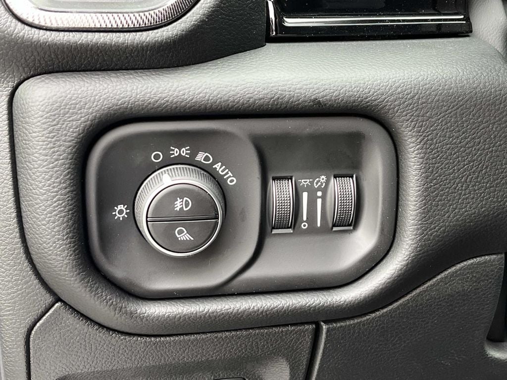 2026 RAM 1500 RAM 1500 LARAMIE CREW CAB 4X4 5'7' BOX