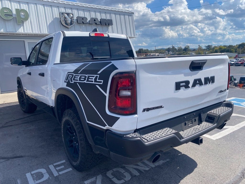 2026 RAM 1500 Rebel Crew Cab 4x4 5'7' Box