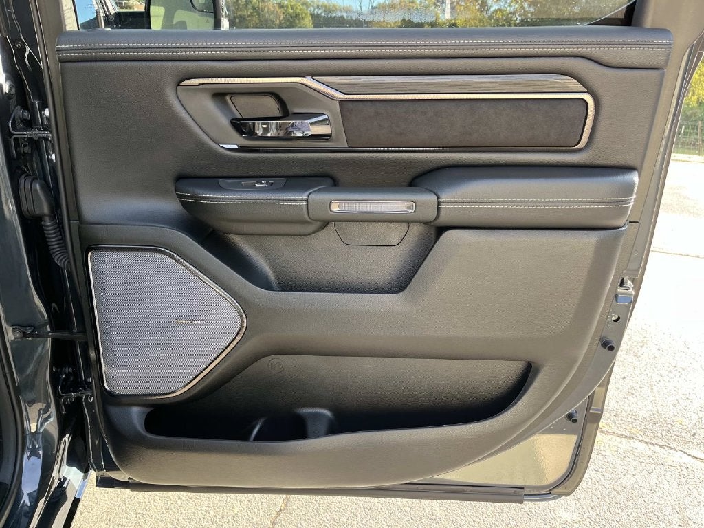 2026 RAM 1500 Rebel Crew Cab 4x4 5'7' Box