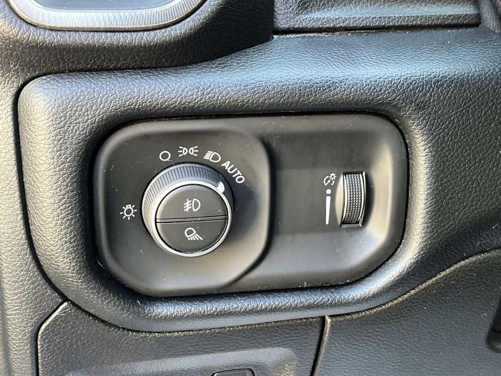 2020 RAM 1500 Rebel Crew Cab 4x4 5'7' Box