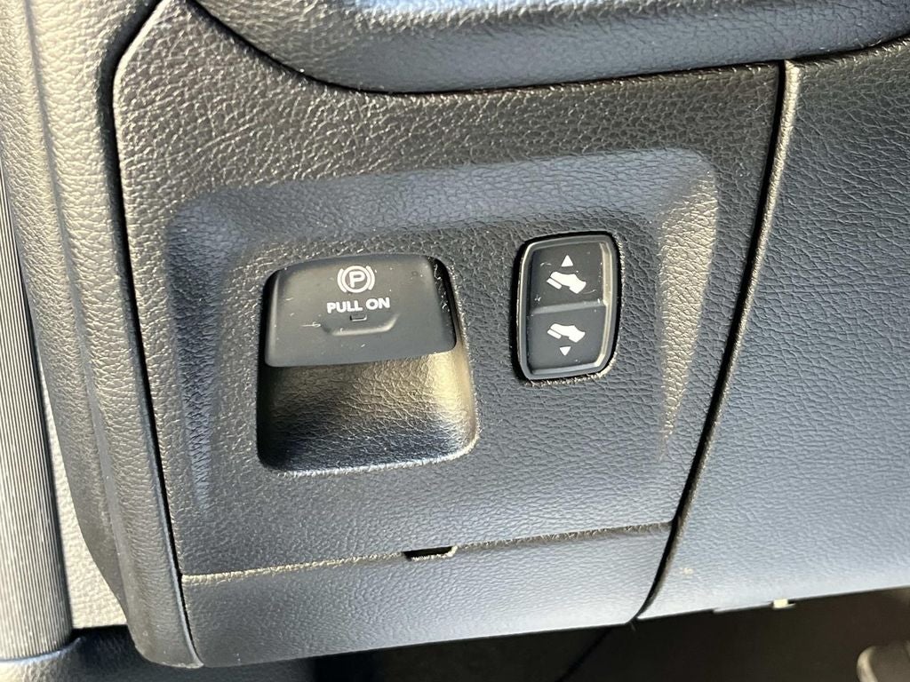 2020 RAM 1500 Rebel Crew Cab 4x4 5'7' Box