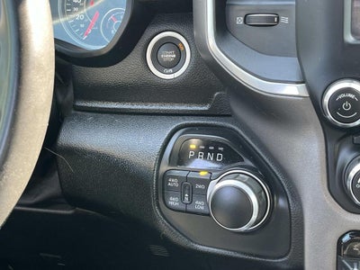 2021 RAM 1500 Big Horn Crew Cab 4x4 6'4' Box