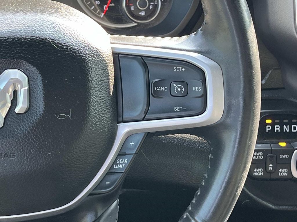 2021 RAM 1500 Big Horn Crew Cab 4x4 6'4' Box