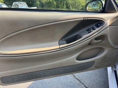 2003 Ford Mustang V6