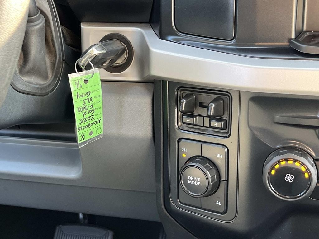 2025 Ford F-350SD XLT