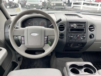 2004 Ford F-150 XLT