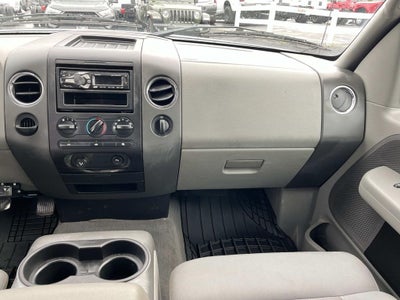2004 Ford F-150 XLT
