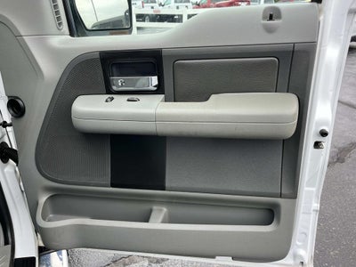2004 Ford F-150 XLT
