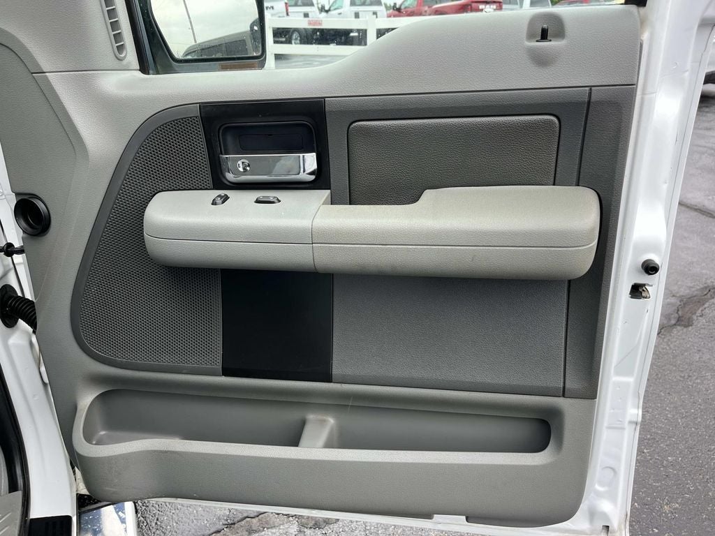 2004 Ford F-150 XLT